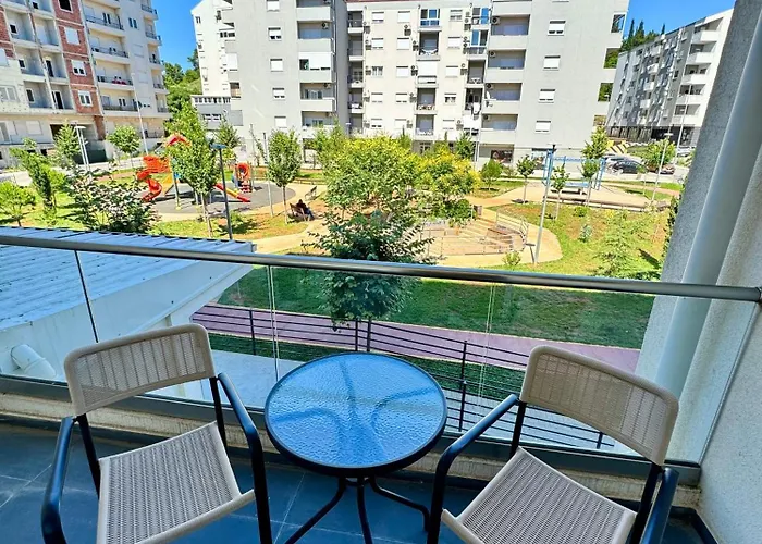 Modern Studio With Free Parking